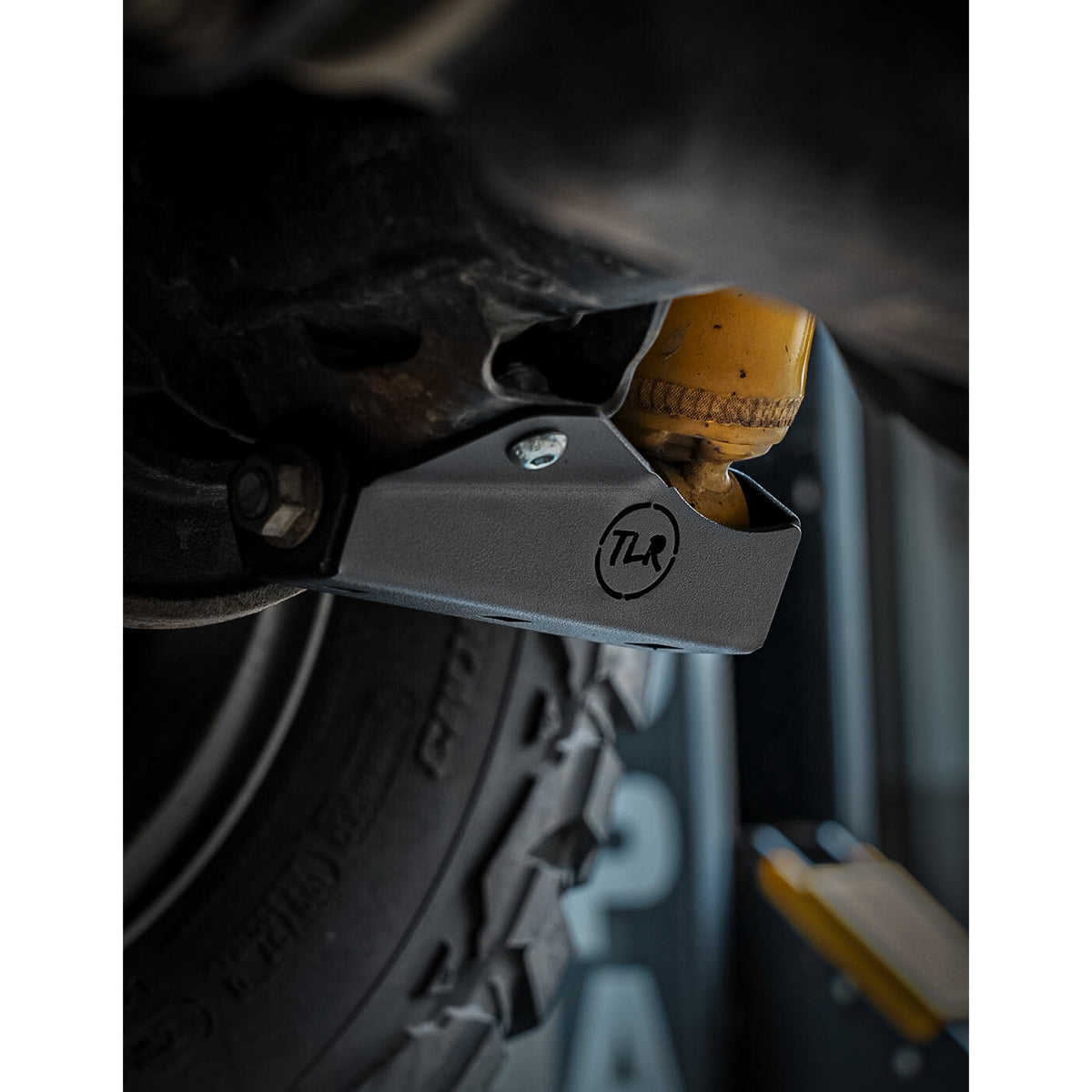 TLR Rear Shock Mount Guard set – MegaJimny