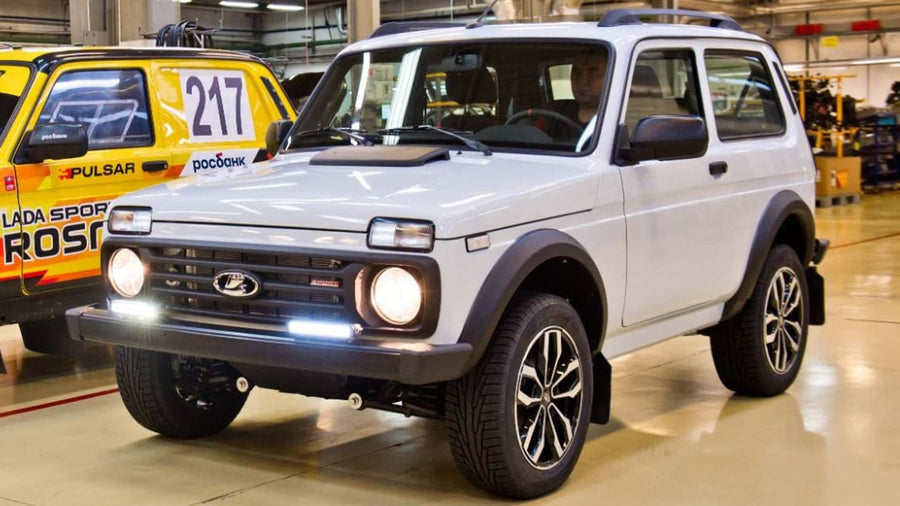 Lada Niva Review